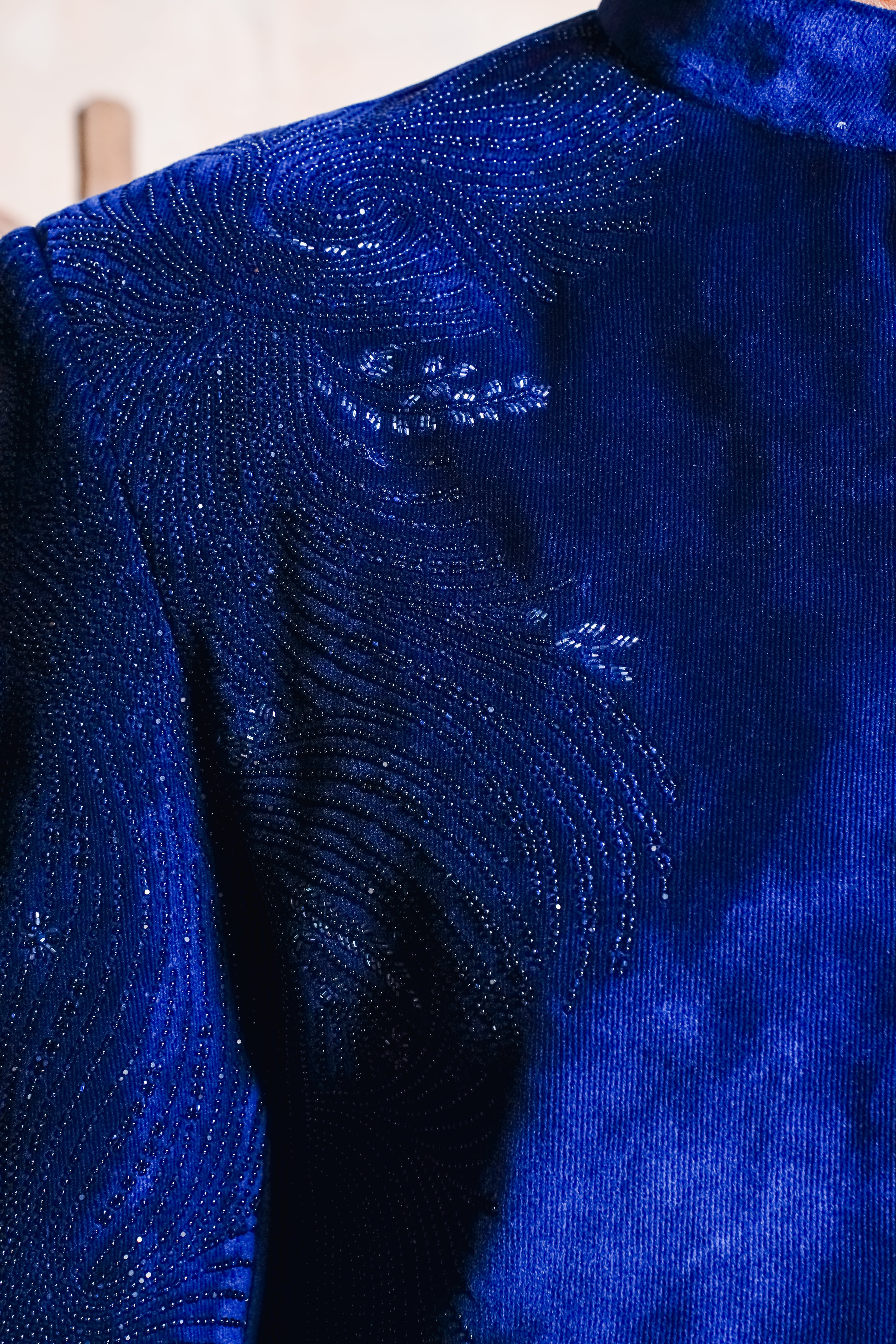 Rajwada Cot Blue Velvet Indo Straignt With Floral Design