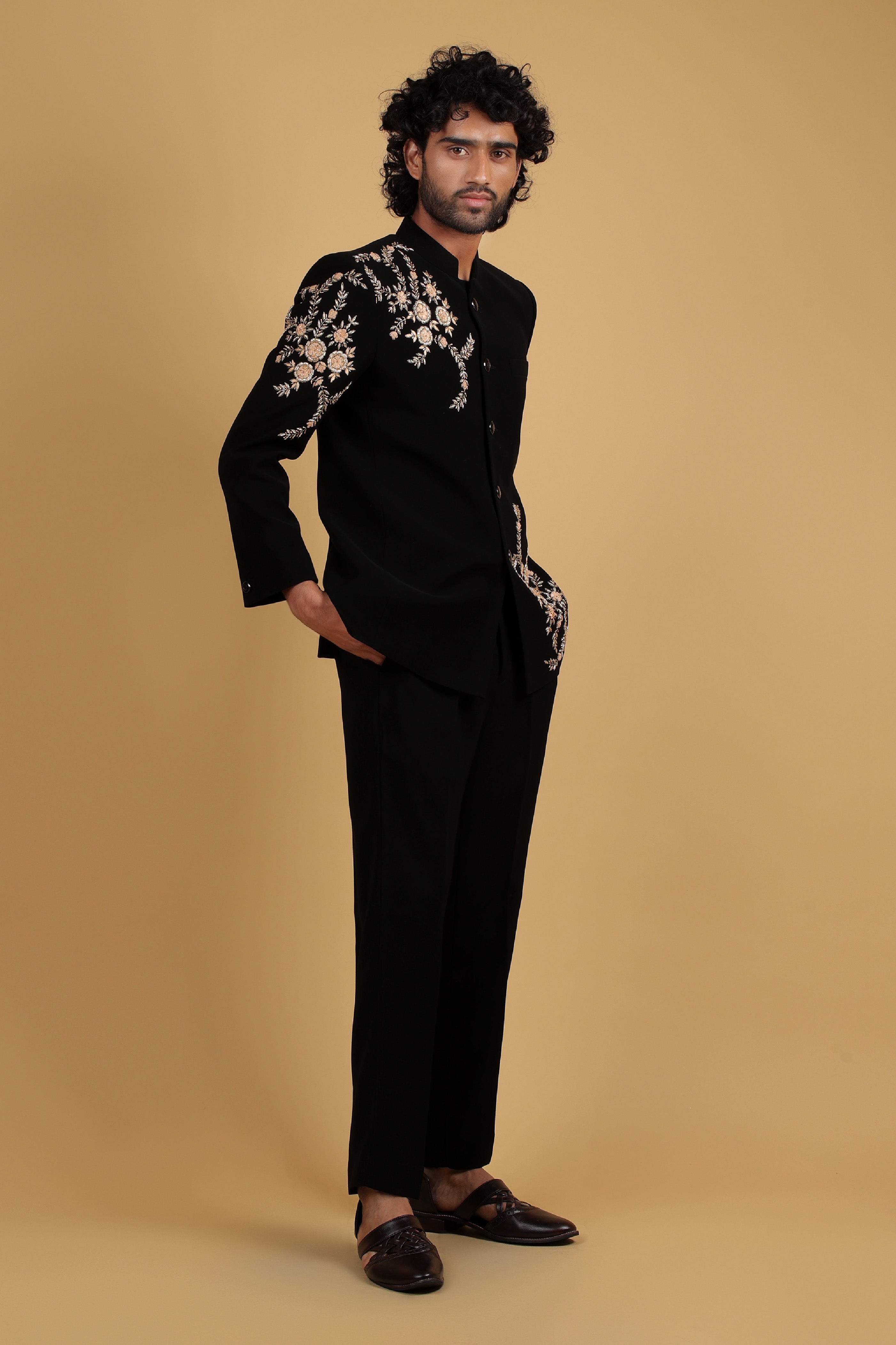 Noir Royale Kasab Embroidered Bandhgala