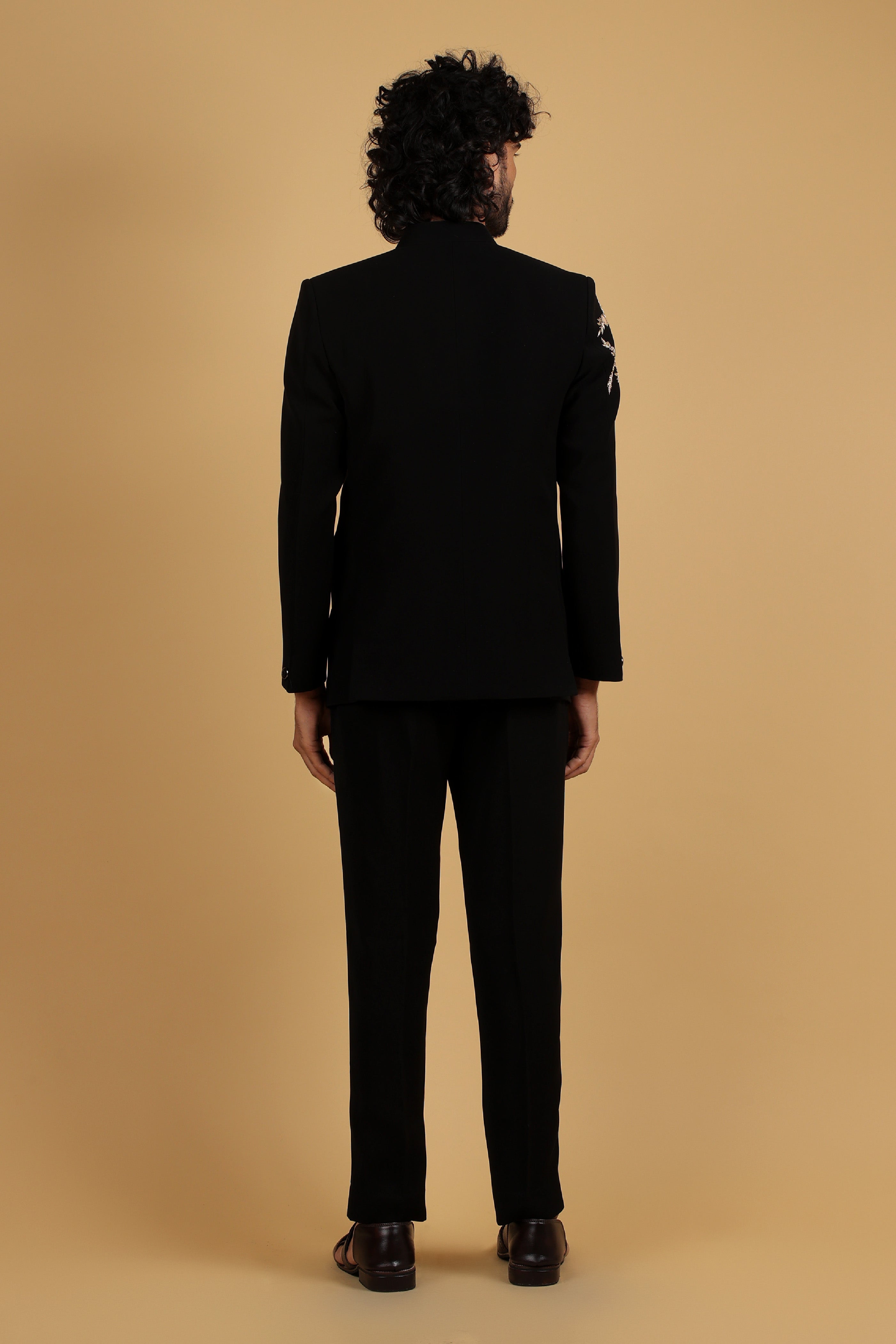 Noir Royale Kasab Embroidered Bandhgala